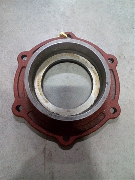 Корпус уплотнения бортовой ДТ-75 77.39.014