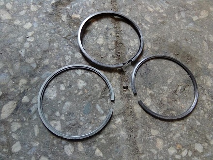 Кольца поршневые компрессора Д-243 А29.01.180 (к-т из 3шт.)