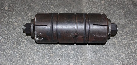 Ось рамы в сб. К-701 (н/обр) 5020.28.00.010 (разрезная)