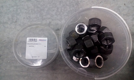 Гайка М18 (упаковка 2 кг.)