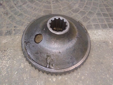 Шестерня п.в.м. (чашка) ведомая МТЗ-82 72-2308062 (ОАО МТЗ)