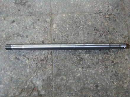 Ось задней навески МТЗ 70-4605026 (завод-ВЗТЗЧ)