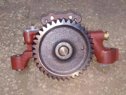 Насос масляный Д-260  260-1011020 (БЗА)