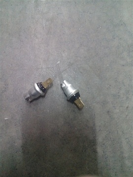 Патрон подсветки со штекером ЛВ 211